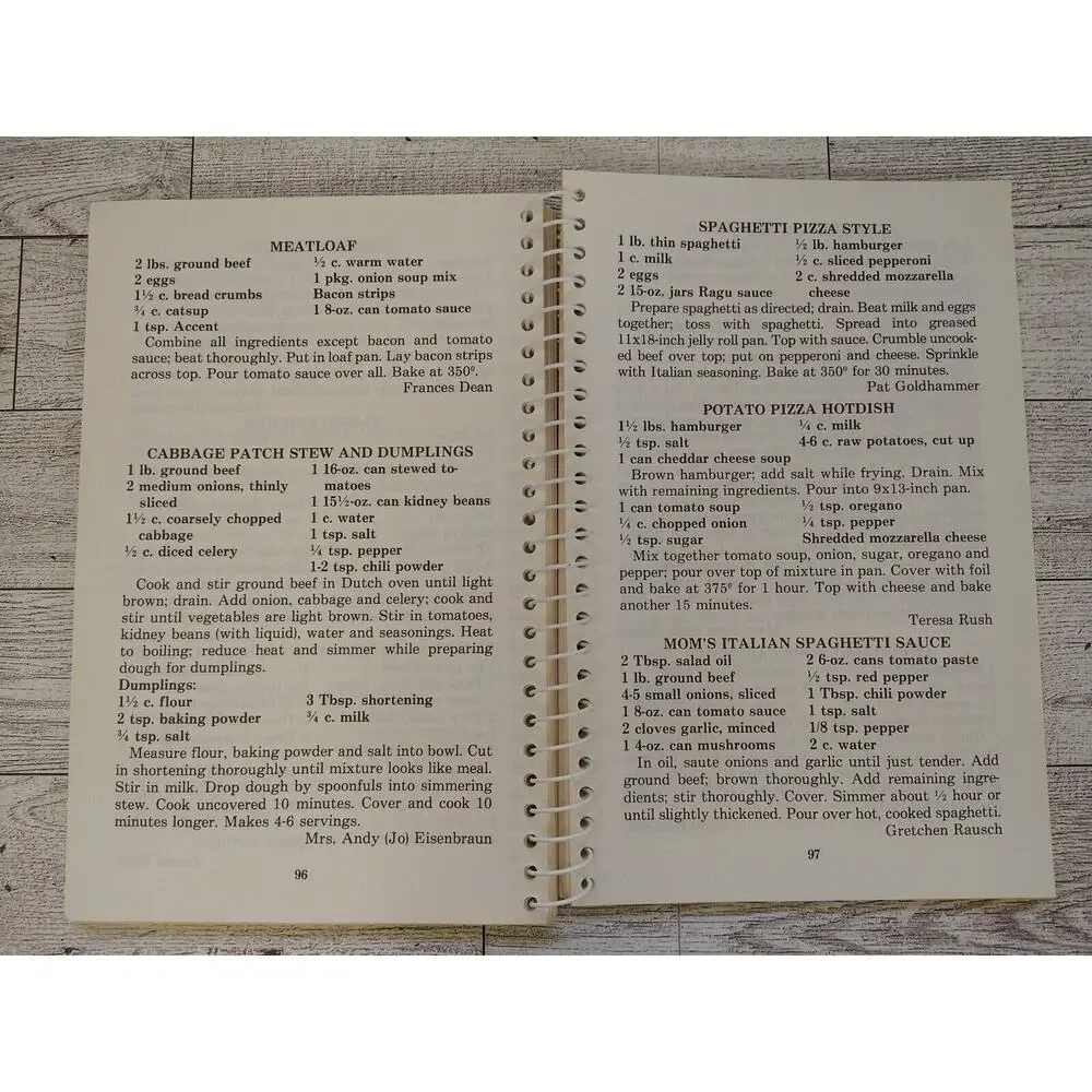 Wall Drug Store Cafe COOKBOOK South Dakota VTG 1980s Souvenir Pecan Rolls Recipe